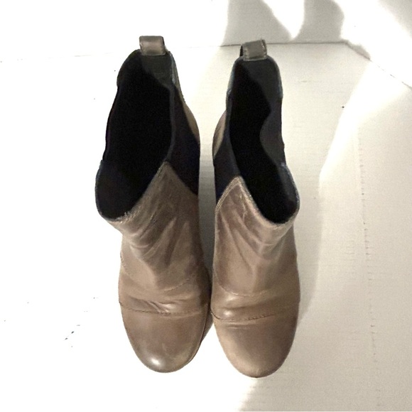 Sorel Lea Wedge Joan Of Arctic Taupe Brown Leather Ankle Boot Sz 6.5 NL2334-089 - Picture 5 of 11